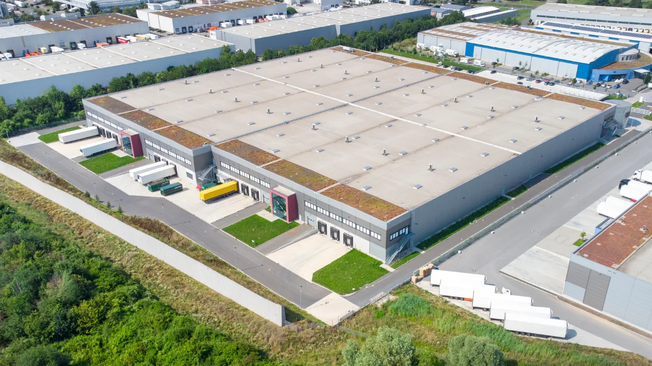 Warehouse Distribution Center of Automation Grades in India and Southeast Asia